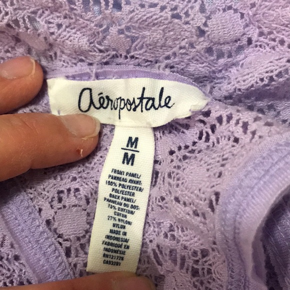 Gorgeous Floral 🌸 Lace Back Tank - Picture 8 of 8